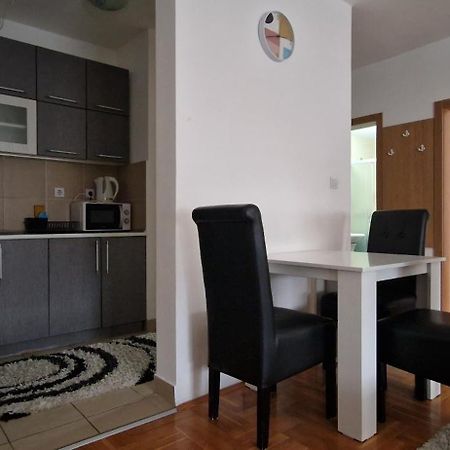 Centar S Apartamento Ni Exterior foto