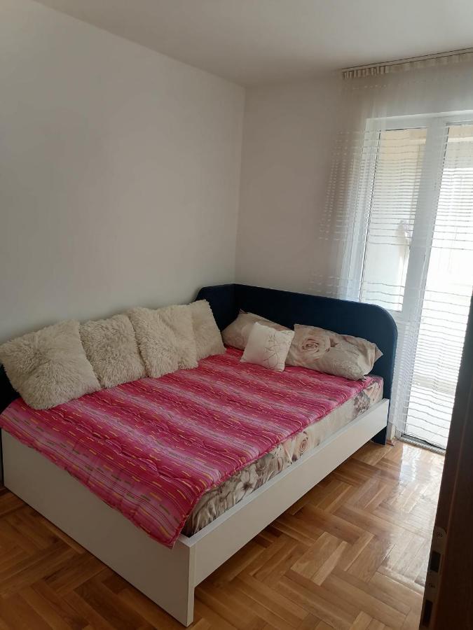 Centar S Apartamento Ni Exterior foto