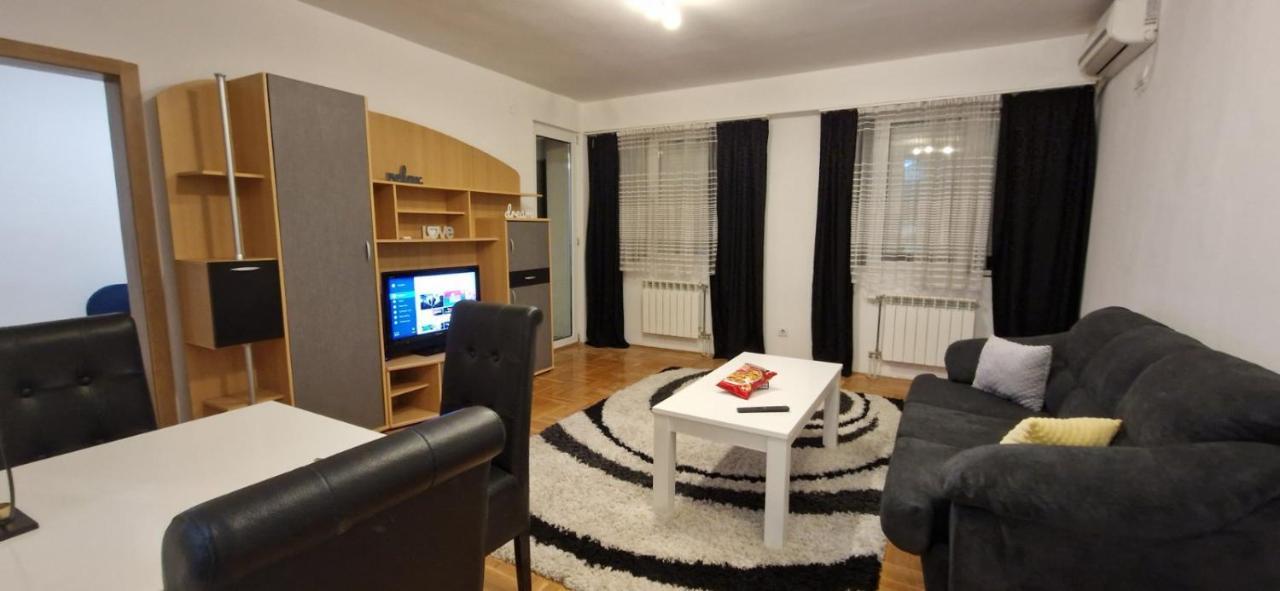 Centar S Apartamento Ni Exterior foto