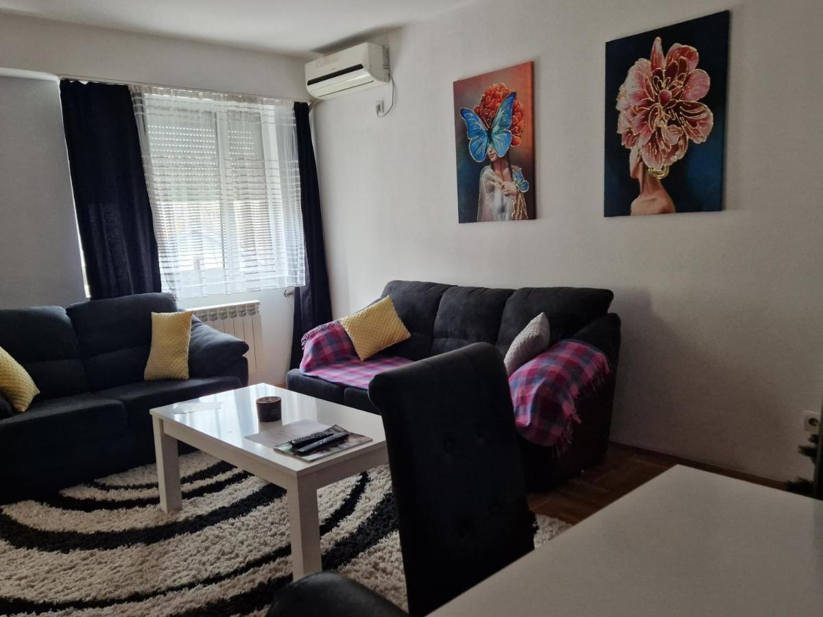Centar S Apartamento Ni Exterior foto